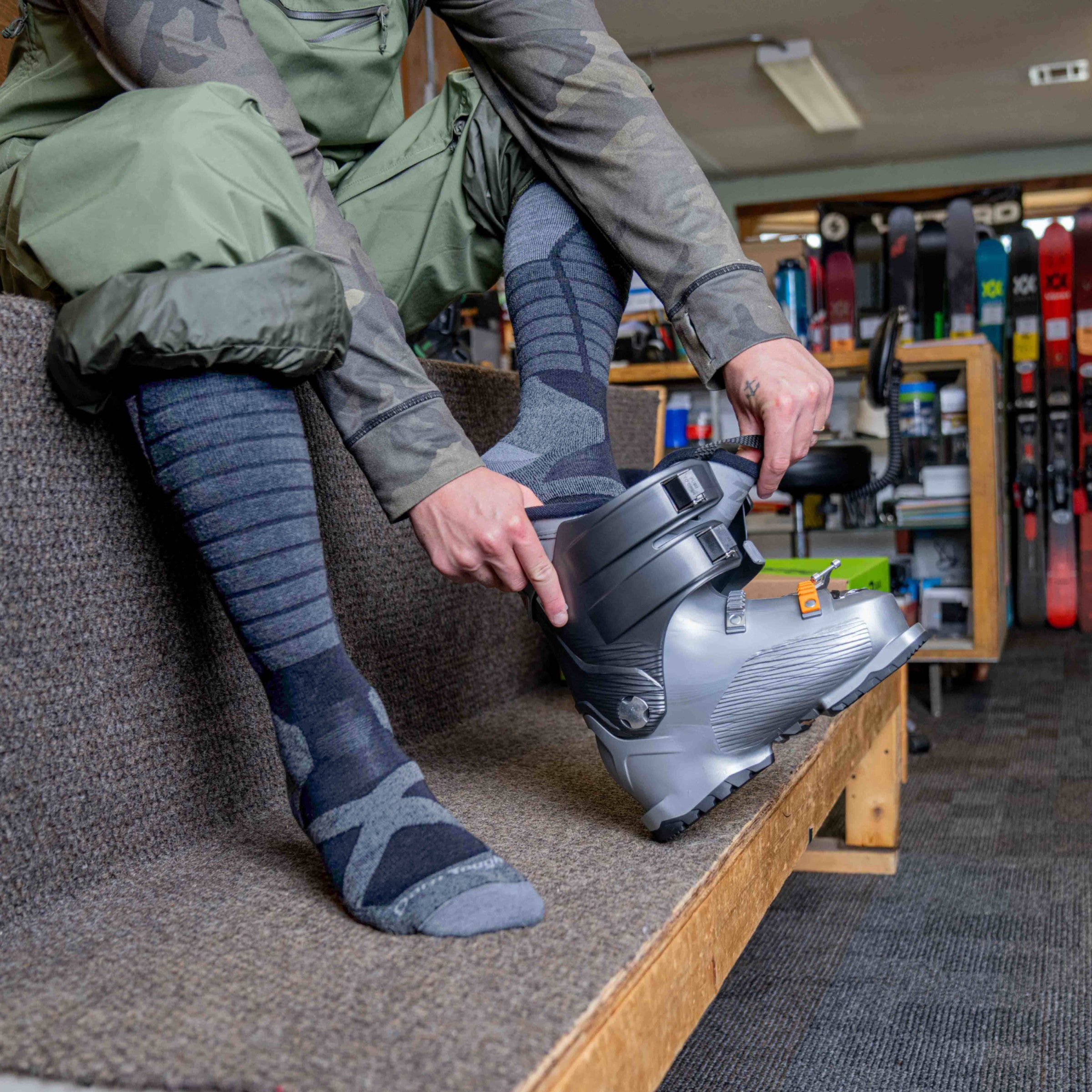 Chaussettes de ski et de snowboard Edge pour hommes, hautes, moyennes - Dernière chance